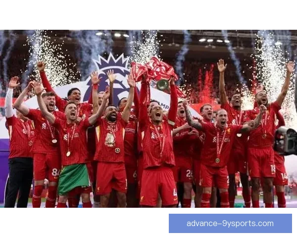 曼城逆转利物浦锁定英超榜首夺冠希望再起