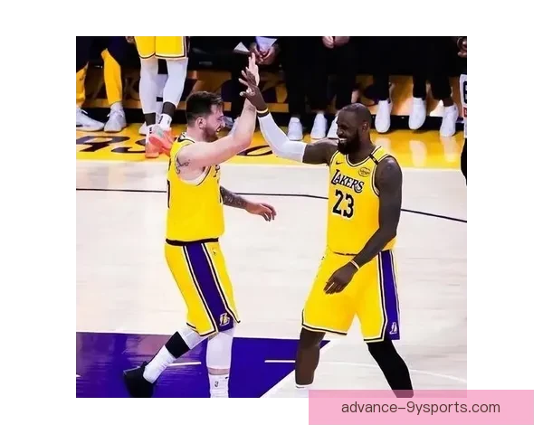 湖人迎关键赛季调整詹姆斯带队力争总冠军荣耀